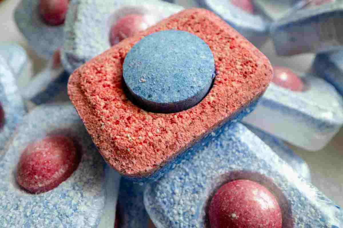 pastiglie lavastoviglie come puoi utilizzarle per pulire casa