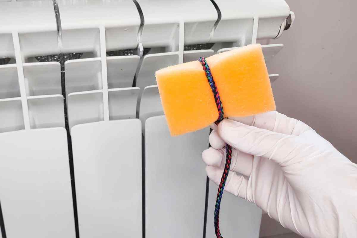 il trucco per risparmiare sulle bollette con la spugna